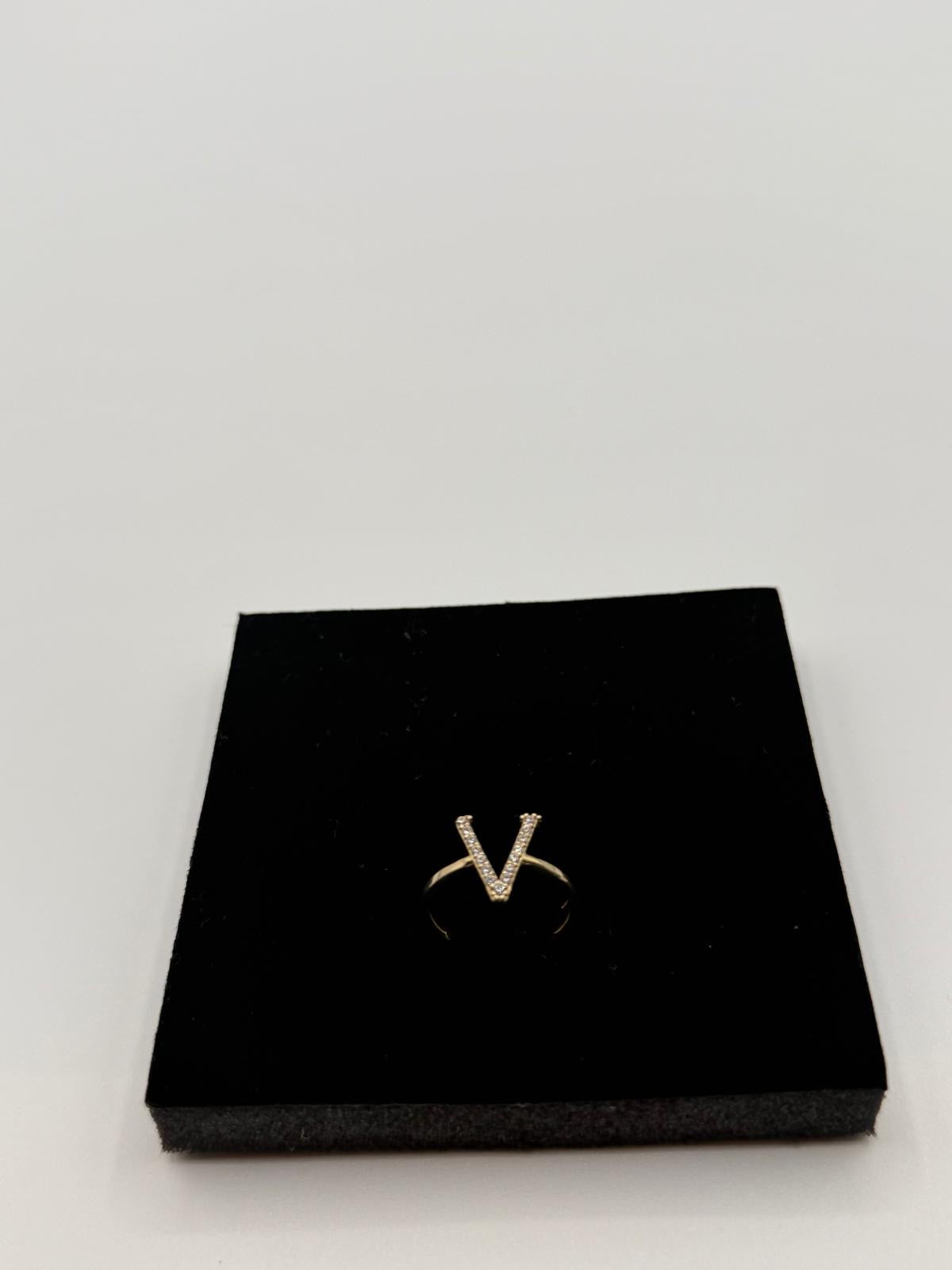 Anillo V Elegance – Oro 14K 100% Certificado